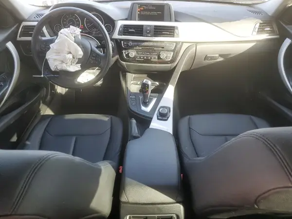 WBA8E5G5XHNU22274 2017 BMW 3ER - Image 8