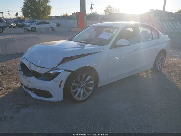 WBA8E5G5XHNU42170 2017 BMW 3ER - Image 2