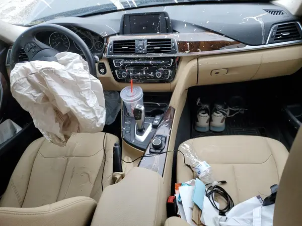 WBA8E5G5XJNU47441 2018 BMW 3ER - Image 8