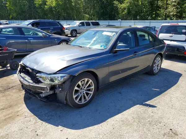 WBA8E5G5XJNV02972 2018 BMW 3ER - Image 1