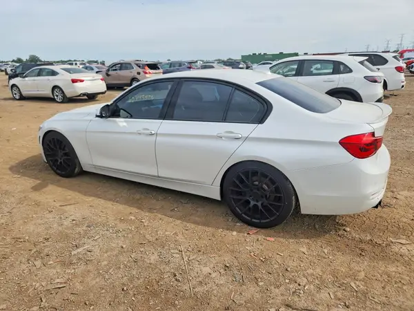 WBA8E7C52GK415465 2016 BMW 3ER - Image 2