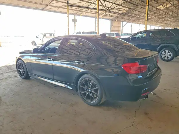 WBA8E7C57GK572859 2016 BMW 3ER - Image 2
