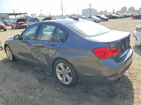 WBA8E9C50GK647154 2016 BMW 3ER - Image 2