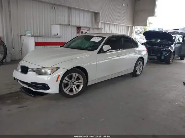 WBA8E9C51GK603731 2016 BMW 3ER - Image 2