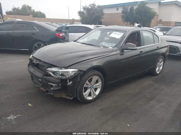 WBA8E9C51GK647986 2016 BMW 3ER - Image 2