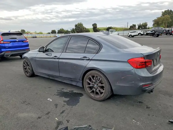 WBA8E9C52GK604242 2016 BMW 3ER - Image 2