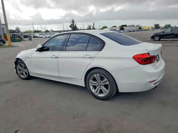 WBA8E9C52GK643526 2016 BMW 3ER - Image 2