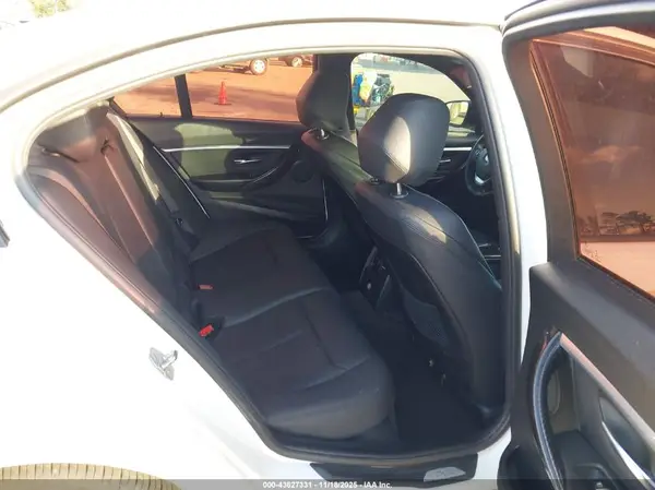 WBA8E9C52GK645907 2016 BMW 3ER - Image 8