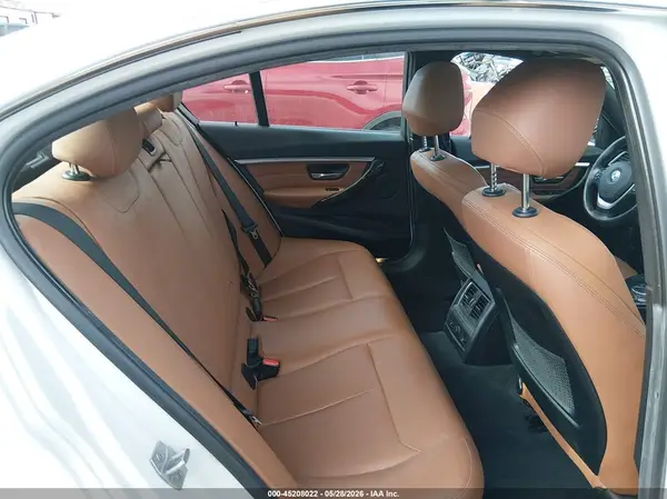 WBA8E9C52GK646989 2016 BMW 3ER - Image 8