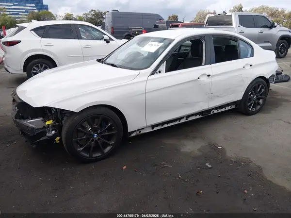 WBA8E9C52GK648239 2016 BMW 3ER - Image 2
