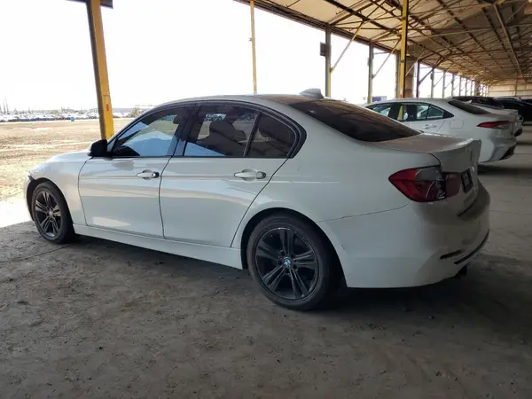 WBA8E9C52GK648628 2016 BMW 3ER - Image 2
