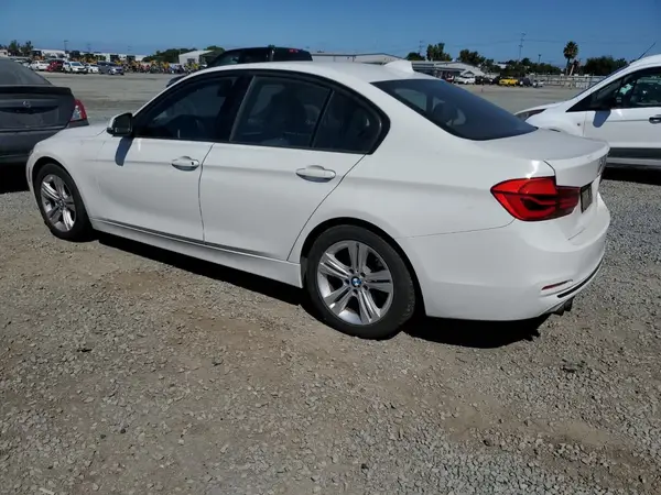 WBA8E9C53GK645575 2016 BMW 3ER - Image 2