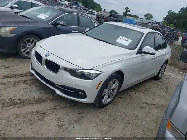 WBA8E9C54GK645861 2016 BMW 3ER - Image 2