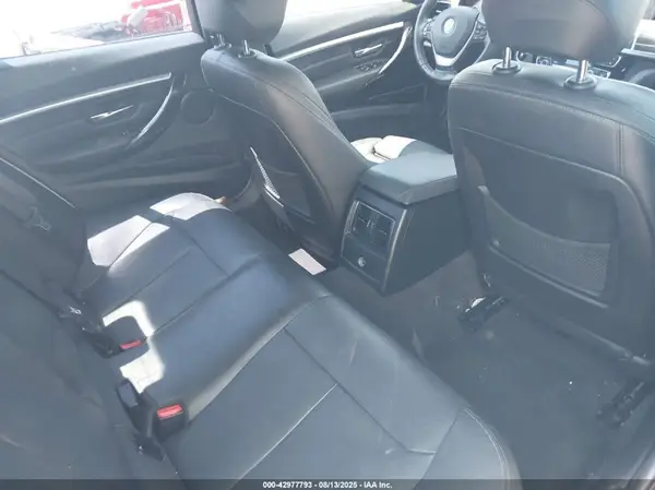 WBA8E9C54GK647433 2016 BMW 3ER - Image 8