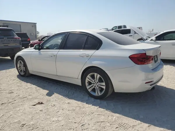 WBA8E9C55GK604168 2016 BMW 3ER - Image 2