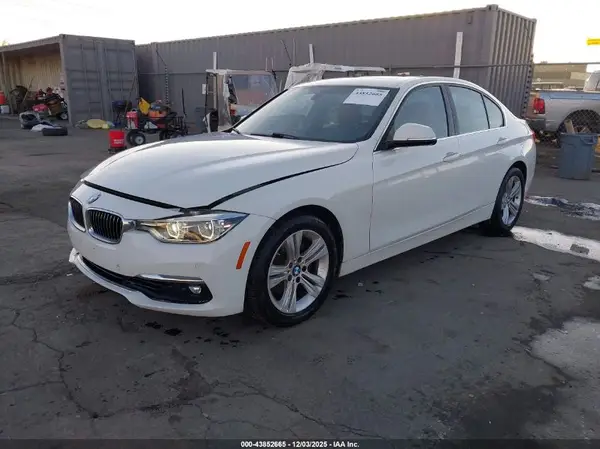 WBA8E9C55GK646212 2016 BMW 3ER - Image 2