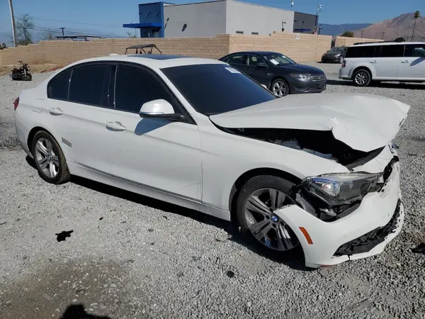 2016 BMW 3 Series COPART lot 70983645 auction photo 4