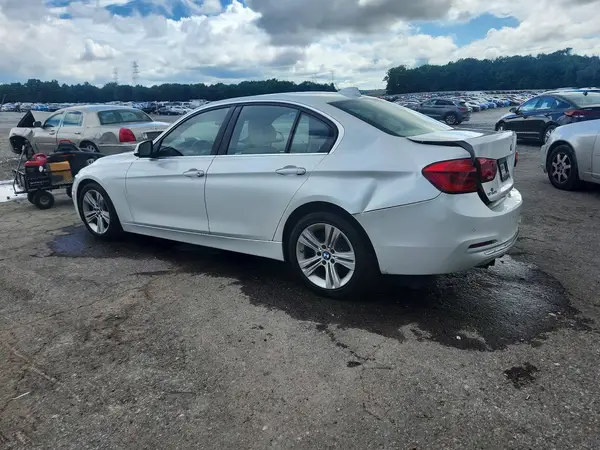 WBA8E9C57GK643599 2016 BMW 3ER - Image 2