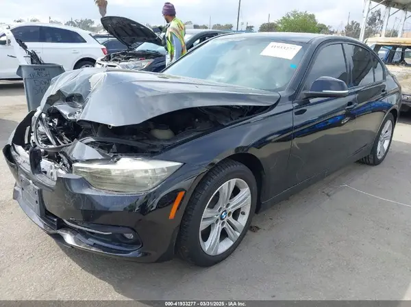 WBA8E9C57GK645661 2016 BMW 3ER - Image 2