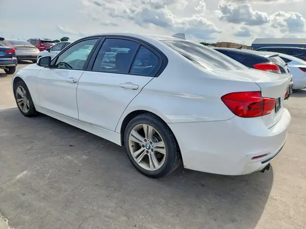 WBA8E9C58GK647869 2016 BMW 3ER - Image 2