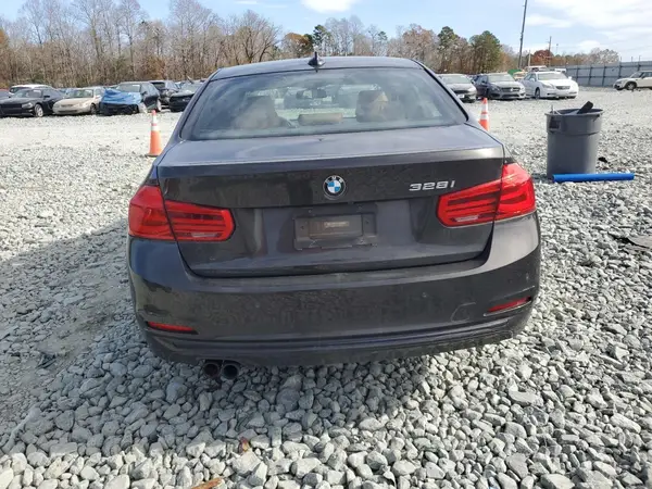 2016 BMW 3 Series auction photo 6