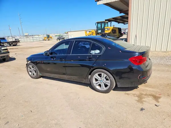 WBA8E9C5XGK645623 2016 BMW 3ER - Image 2
