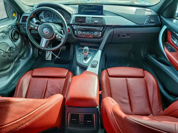 WBA8E9G50GNT42990 2016 BMW 3ER - Image 8
