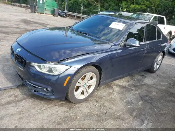 WBA8E9G50GNT43167 2016 BMW 3ER - Image 2