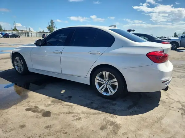 WBA8E9G50GNT44643 2016 BMW 3ER - Image 2
