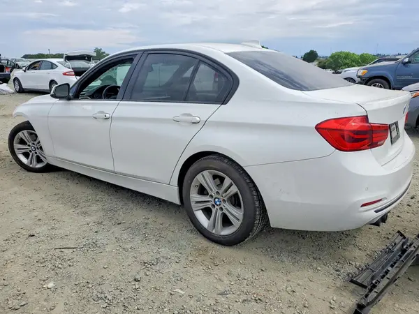 WBA8E9G50GNT45548 2016 BMW 3ER - Image 2