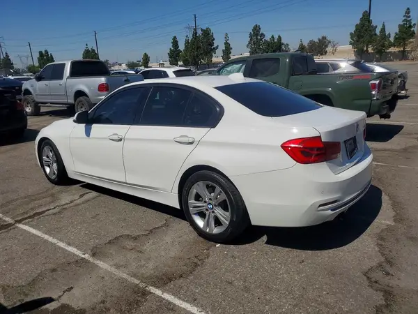 WBA8E9G50GNT47526 2016 BMW 3ER - Image 2