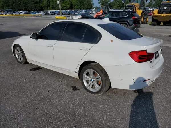 WBA8E9G50GNT86181 2016 BMW 3ER - Image 2