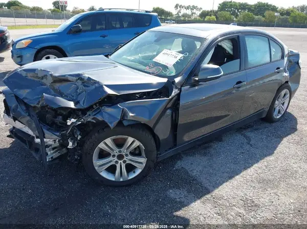 WBA8E9G50GNU27960 2016 BMW 3ER - Image 2