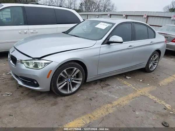 WBA8E9G50GNU28719 2016 BMW 3ER - Image 2