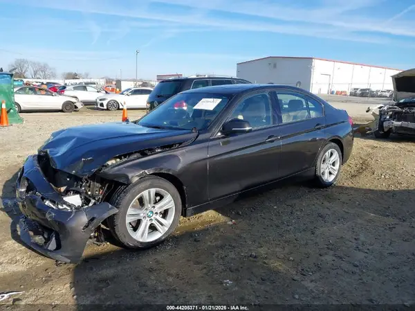 WBA8E9G51GNT46062 2016 BMW 3ER - Image 2