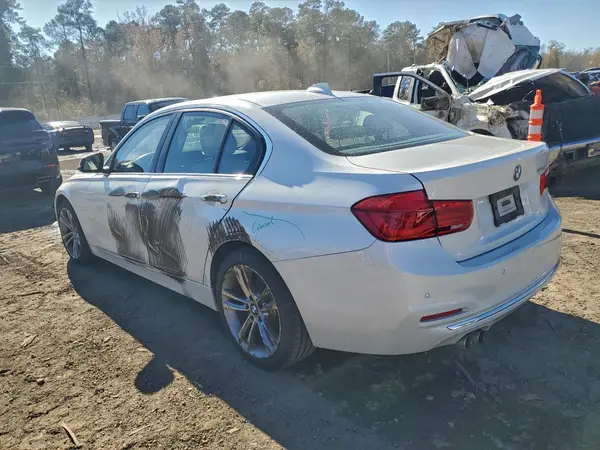 WBA8E9G51GNT47714 2016 BMW 3ER - Image 2