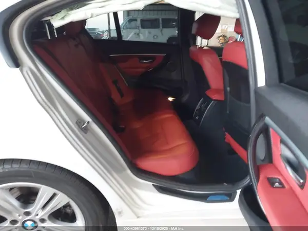 WBA8E9G51GNT85606 2016 BMW 3ER - Image 8