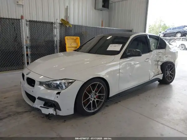 WBA8E9G51GNU28700 2016 BMW 3ER - Image 2