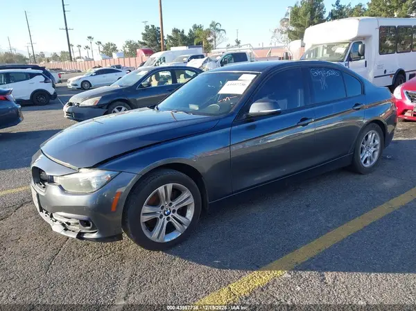 WBA8E9G52GNU29046 2016 BMW 3ER - Image 2