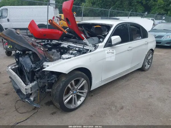 WBA8E9G53GNT83338 2016 BMW 3ER - Image 2