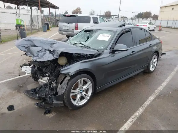 WBA8E9G53GNT84425 2016 BMW 3ER - Image 2