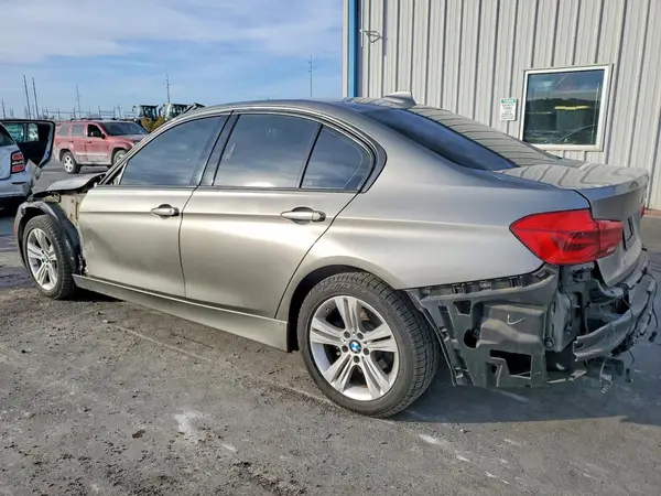 WBA8E9G53GNT84604 2016 BMW 3ER - Image 2
