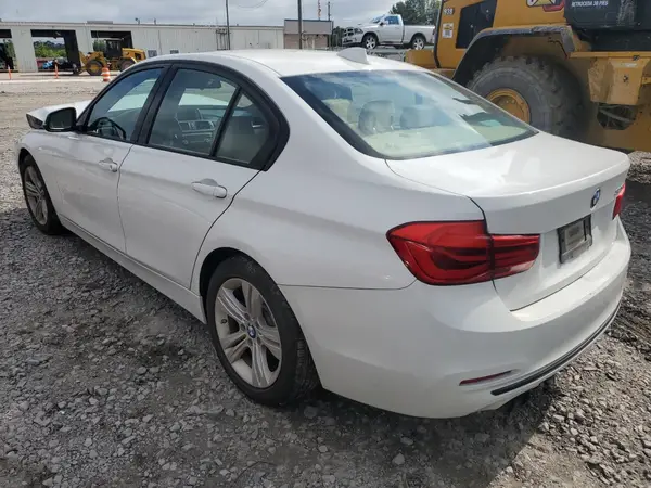 WBA8E9G53GNU27998 2016 BMW 3ER - Image 2