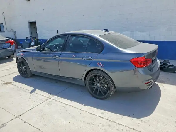 WBA8E9G53GNU28116 2016 BMW 3ER - Image 2