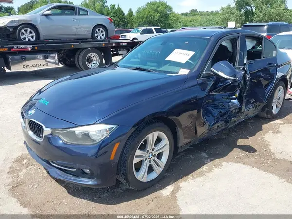 WBA8E9G54GNT44659 2016 BMW 3ER - Image 2