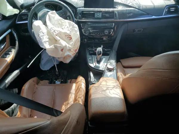 WBA8E9G54GNT44709 2016 BMW 3ER - Image 8