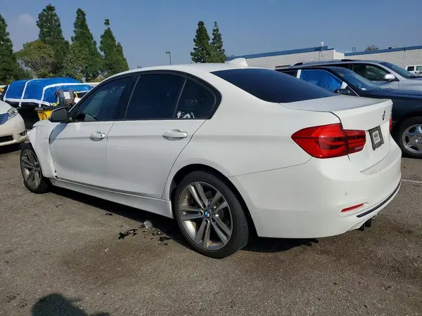 WBA8E9G54GNT45052 2016 BMW 3ER - Image 2