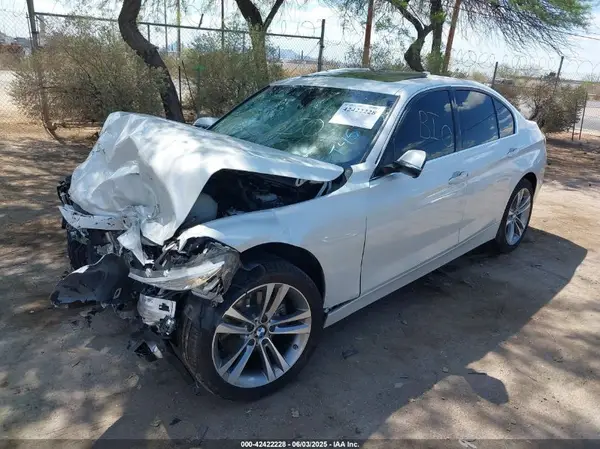 WBA8E9G54GNT45200 2016 BMW 3ER - Image 2