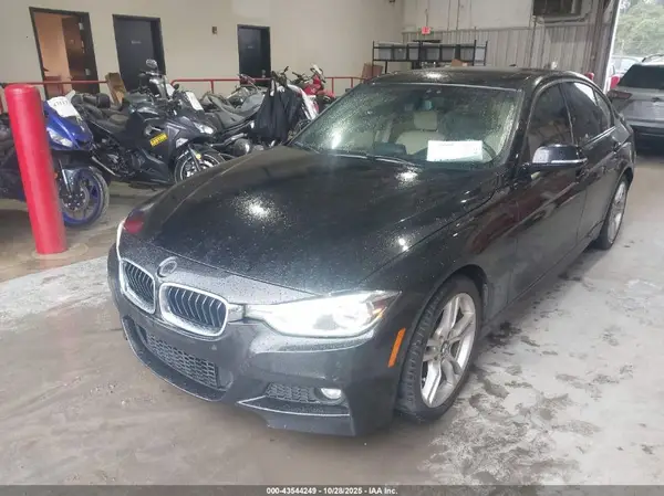 WBA8E9G54GNT47027 2016 BMW 3ER - Image 2