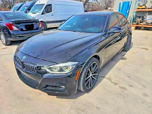 WBA8E9G54GNT82778 2016 BMW 3ER - Image 2
